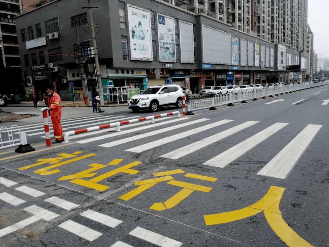 漳州市經(jīng)濟開(kāi)發(fā)區招商大道福鋼不禮讓行人項目